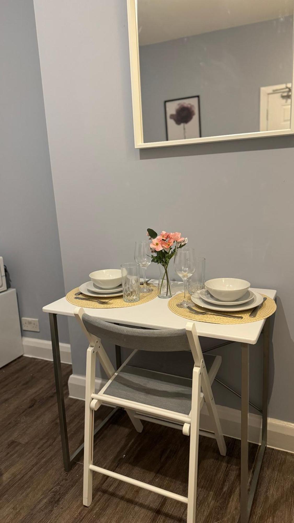 Pensiune Welcome Flat 2 *